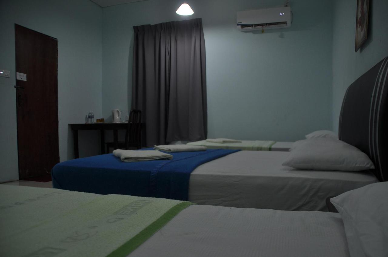 Sukau Tomanggong View Bed & Breakfast Exterior foto